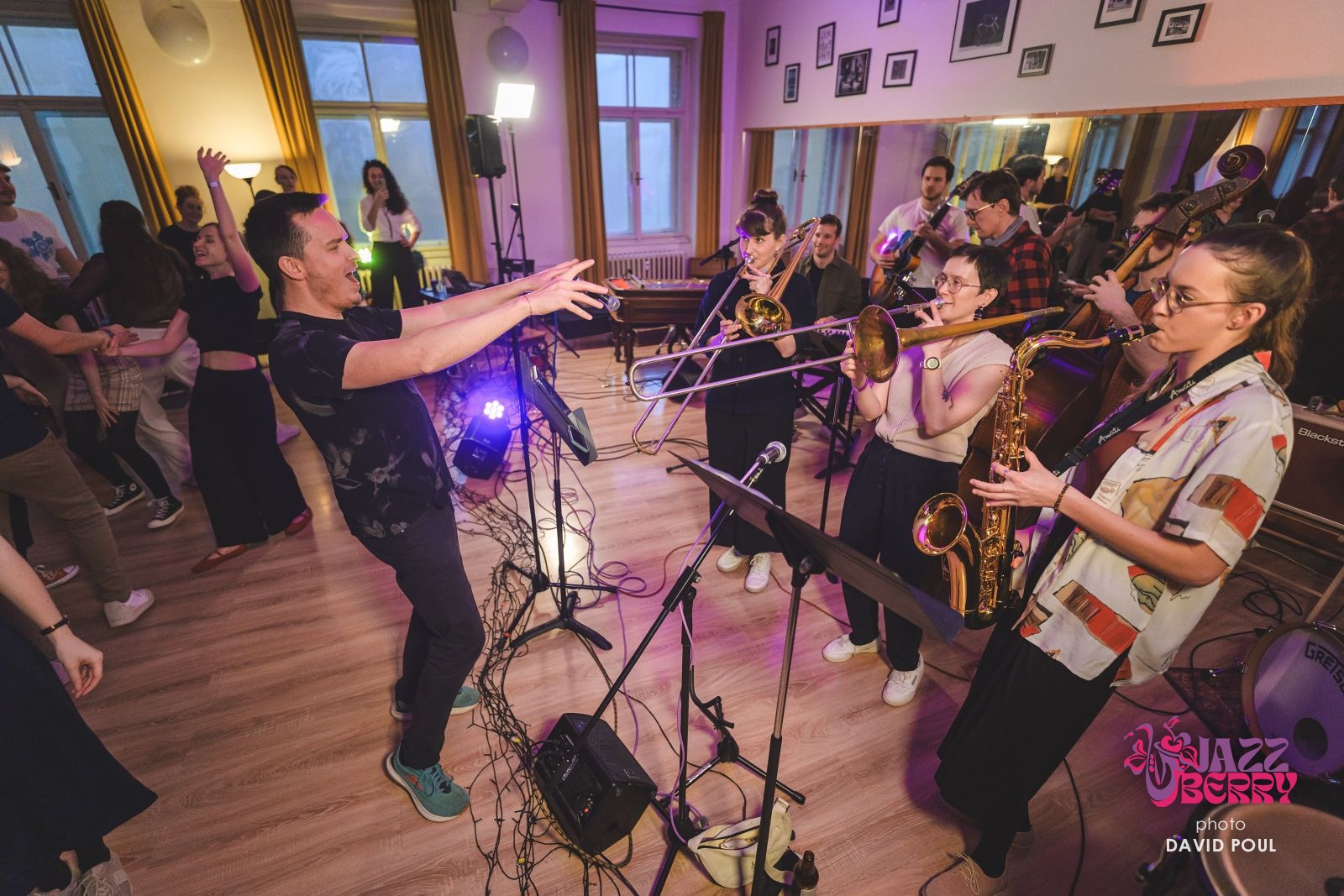Swing Wings – tanec